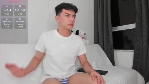 Snapshot of caydensmit chatting on February 16, 2026, 2:29 am Cayden online show from February 16, 2026, 2:29 am