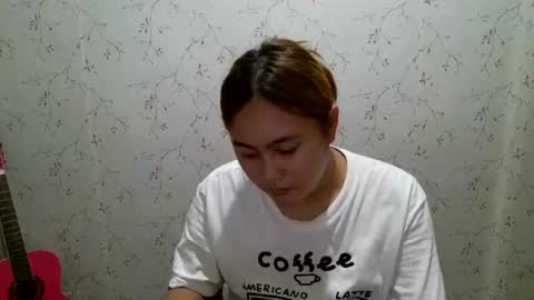 Snapshot of caylerislove chatting on July 4, 2026, 8:20 am caylerislove online show from July 4, 2026, 8:20 am