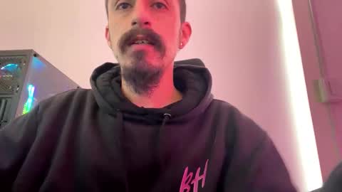 Snapshot of cayu_frensh94 chatting on January 5, 2025, 3:55 pm cayu_frensh94 online show from January 5, 2025, 3:55 pm