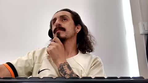 Snapshot of cayu_frensh94 chatting on December 21, 2025, 2:46 pm cayu_frensh94 online show from December 21, 2025, 2:46 pm