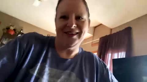 Snapshot of cayuga88 chatting on October 19, 2025, 1:34 pm cayuga88 online show from October 19, 2025, 1:34 pm