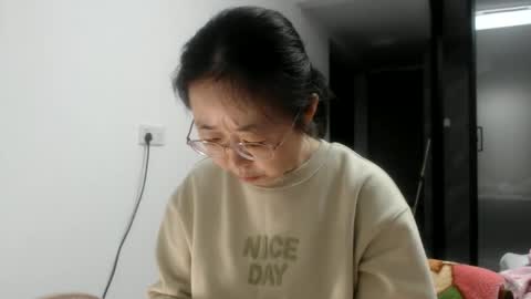 ANNYANNY online show from January 5, 2025, 4:38 pm