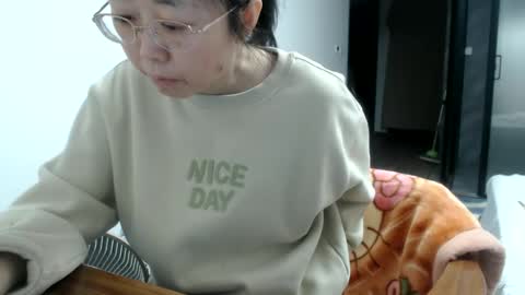 ANNYANNY online show from February 9, 2025, 3:01 pm