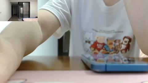 Snapshot of cbz112233 chatting on June 22, 2026, 4:15 pm ANNYANNY online show from June 22, 2026, 4:15 pm