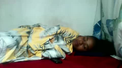 Snapshot of cclanioo chatting on May 16, 2026, 12:18 am cclanioo online show from May 16, 2026, 12:18 am