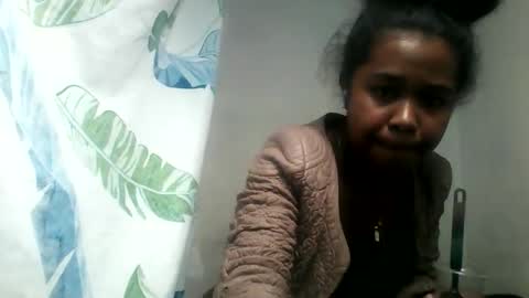 Snapshot of cclanioo chatting on May 24, 2026, 5:07 pm cclanioo online show from May 24, 2026, 5:07 pm