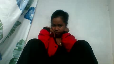 Snapshot of cclanioo chatting on May 25, 2026, 5:30 pm cclanioo online show from May 25, 2026, 5:30 pm