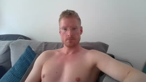 Snapshot of ccloser87 chatting on June 14, 2026, 7:10 am ccloser87 online show from June 14, 2026, 7:10 am