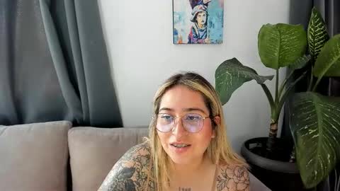 ccuteass online show from January 14, 2025, 6:38 pm