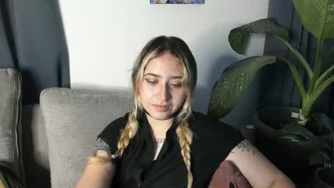 ccuteass online show from February 13, 2025, 8:34 pm