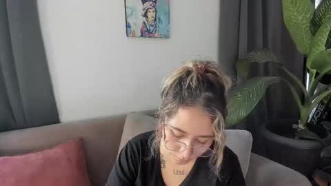 ccuteass online show from March 5, 2025, 7:38 pm