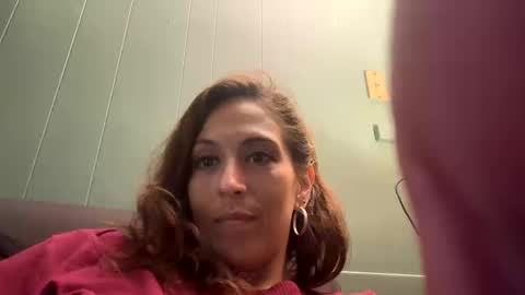 cece_vibez online show from October 14, 2025, 4:41 pm