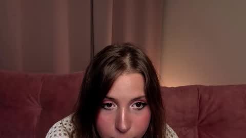 Lina  online show from September 22, 2025, 7:16 pm