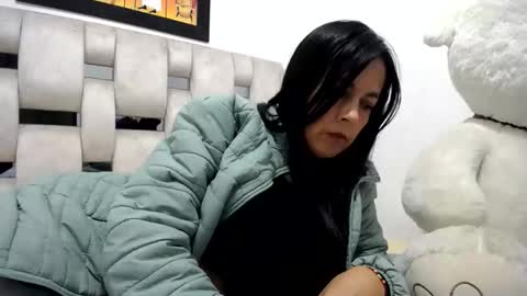 Snapshot of cecihotty4u chatting on February 2, 2026, 1:15 am ceci online show from February 2, 2026, 1:15 am