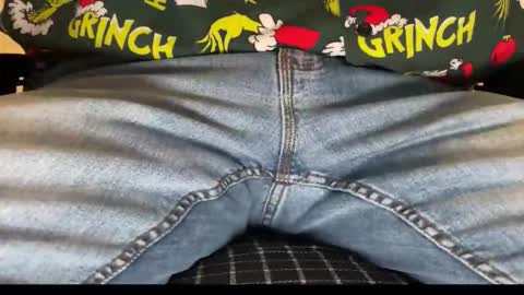 Snapshot of cecina2023 chatting on December 22, 2025, 8:22 am Ceci online show from December 22, 2025, 8:22 am