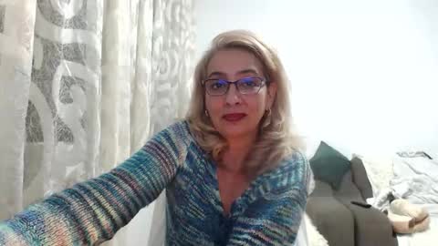 Snapshot of cecylya4u chatting on October 5, 2025, 7:56 pm cecylya4u online show from October 5, 2025, 7:56 pm