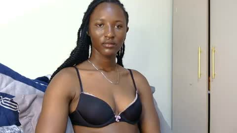 cee_queen online show from July 14, 2026, 7:35 am