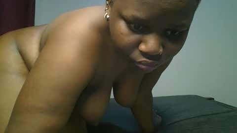 ceepretty25 online show from April 25, 2026, 1:41 pm