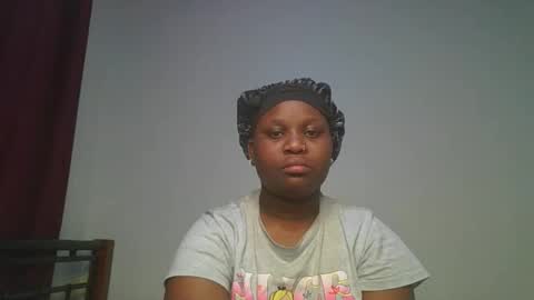 ceepretty25 online show from May 22, 2026, 12:29 am