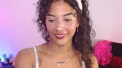 Snapshot of celesstte_0 chatting on November 25, 2025, 2:17 pm Celeste online show from November 25, 2025, 2:17 pm