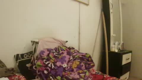 Snapshot of celeste198694 chatting on April 7, 2026, 4:18 pm celeste198694 online show from April 7, 2026, 4:18 pm