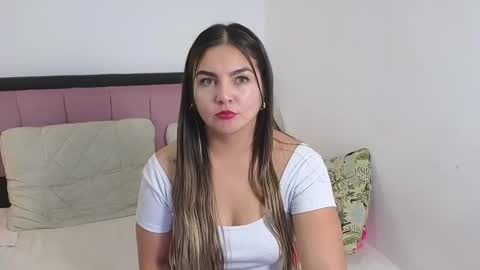 Snapshot of celeste_1star chatting on February 24, 2025, 12:09 am celeste_1star online show from February 24, 2025, 12:09 am