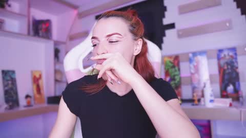 Snapshot of celeste_blazze chatting on December 13, 2024, 5:21 pm Celeste online show from December 13, 2024, 5:21 pm