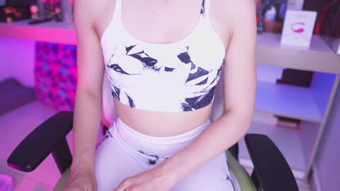 Snapshot of celeste_blazze chatting on December 20, 2024, 6:02 pm Celeste online show from December 20, 2024, 6:02 pm