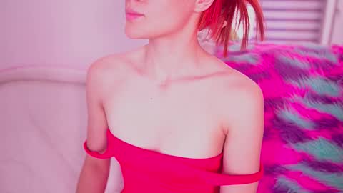 Snapshot of celeste_blazze chatting on September 27, 2025, 7:08 pm Celeste online show from September 27, 2025, 7:08 pm