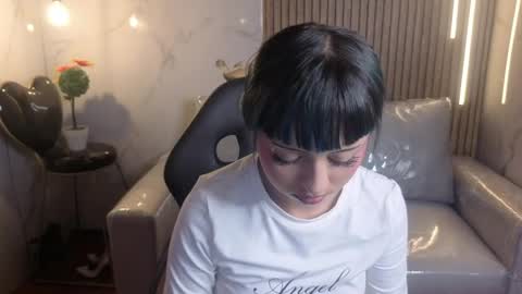 celeste_fioree online show from May 25, 2026, 8:04 pm