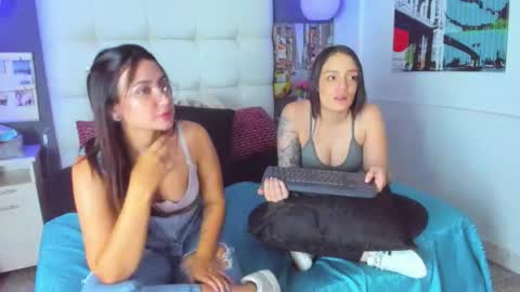 Snapshot of celeste_starsss chatting on September 30, 2025, 9:14 am celeste_starsss online show from September 30, 2025, 9:14 am