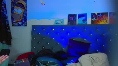 I am Valentinn online show from March 9, 2025, 5:22 am