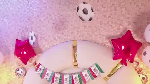 celestte_sm online show from June 20, 2026, 7:16 pm