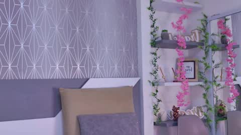 Celine online show from November 26, 2025, 2:51 pm