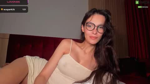 Snapshot of celine_rose chatting on January 7, 2026, 6:43 pm Ji-yoon online show from January 7, 2026, 6:43 pm