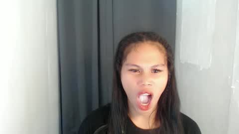 Snapshot of cellin_fuckdoll chatting on May 27, 2026, 9:56 pm cellin online show from May 27, 2026, 9:56 pm