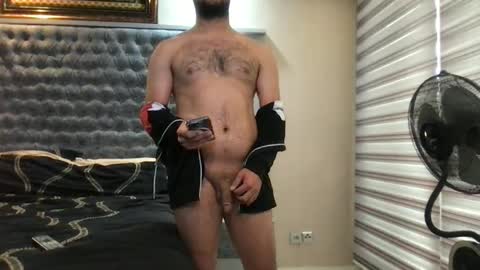 Snapshot of cent_amir chatting on December 31, 2024, 12:46 pm cent_amir online show from December 31, 2024, 12:46 pm