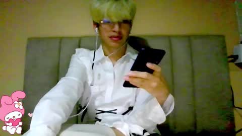 Cherry online show from October 5, 2025, 11:24 pm