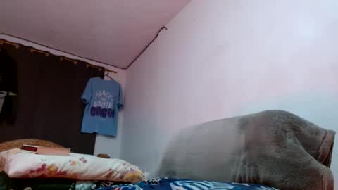 Snapshot of cesar_master_ chatting on February 22, 2026, 5:11 pm cesar_master_ online show from February 22, 2026, 5:11 pm