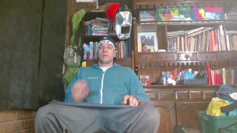 cguffey2284 online show from February 26, 2025, 10:15 am