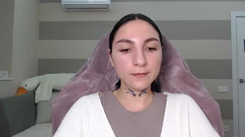 Snapshot of chabibiann chatting on February 18, 2025, 4:16 pm Kate online show from February 18, 2025, 4:16 pm
