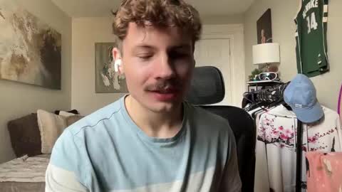 ChadTitan online show from November 20, 2025, 4:07 pm