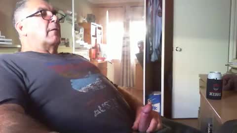 Snapshot of chalkstall chatting on January 13, 2026, 8:08 am Chalky online show from January 13, 2026, 8:08 am