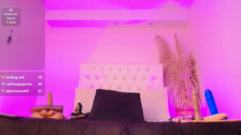 Charlotte Grey online show from December 2, 2025, 10:09 am