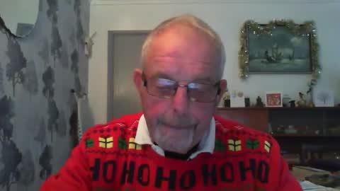 Snapshot of champers37 chatting on December 12, 2024, 10:13 am Champers online show from December 12, 2024, 10:13 am