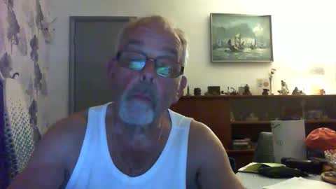 Champers online show from May 28, 2026, 8:39 pm