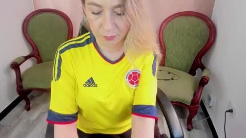          online show from October 14, 2025, 5:47 pm