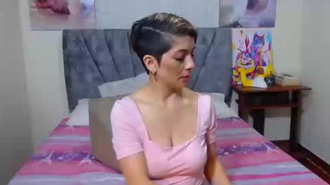 Snapshot of chanel_joliee chatting on November 5, 2025, 11:16 pm chanel online show from November 5, 2025, 11:16 pm