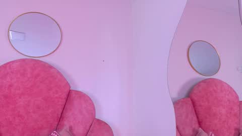 C H A N E L online show from November 15, 2025, 3:48 am