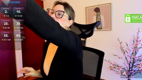 Snapshot of chanell_taylor_ chatting on February 2, 2025, 9:30 am chanell online show from February 2, 2025, 9:30 am